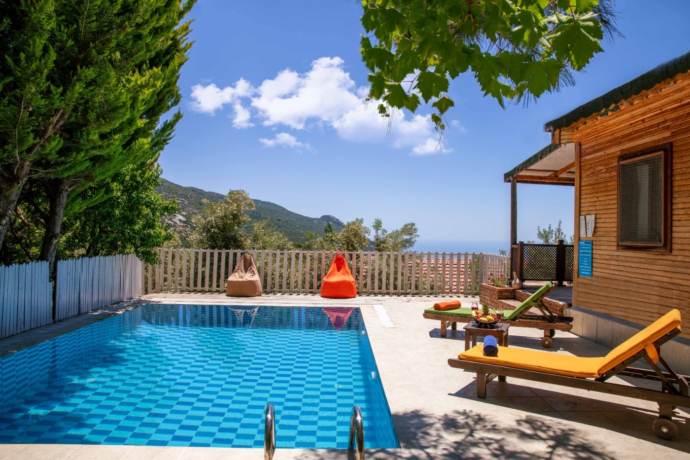 Kaş İslamlar'da Doğa İle İç İçe, Özel Havuzlu, Lüks Villa