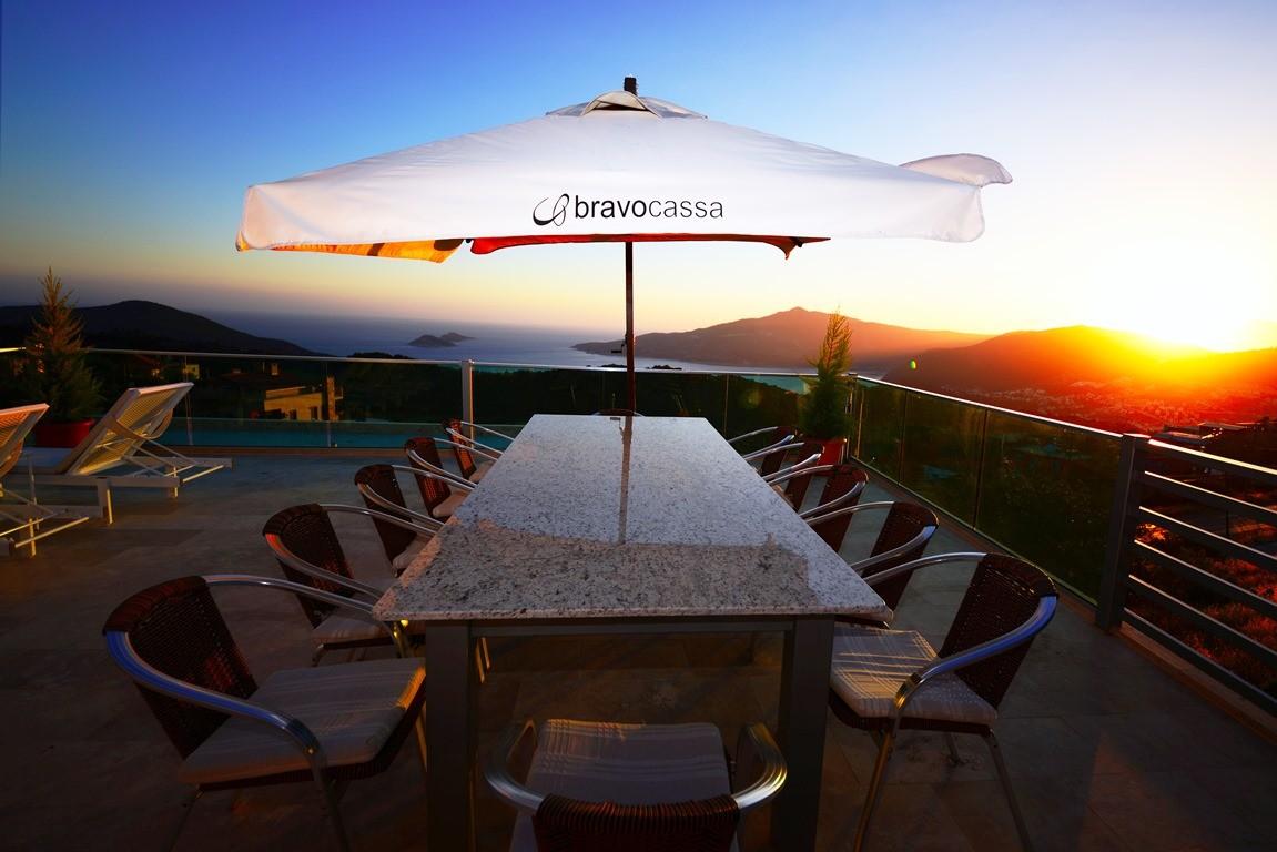 Kaş Bezirgan'da Muhteşem Deniz Manzaralı, Özel Havuzlu, Modern Villa-14089