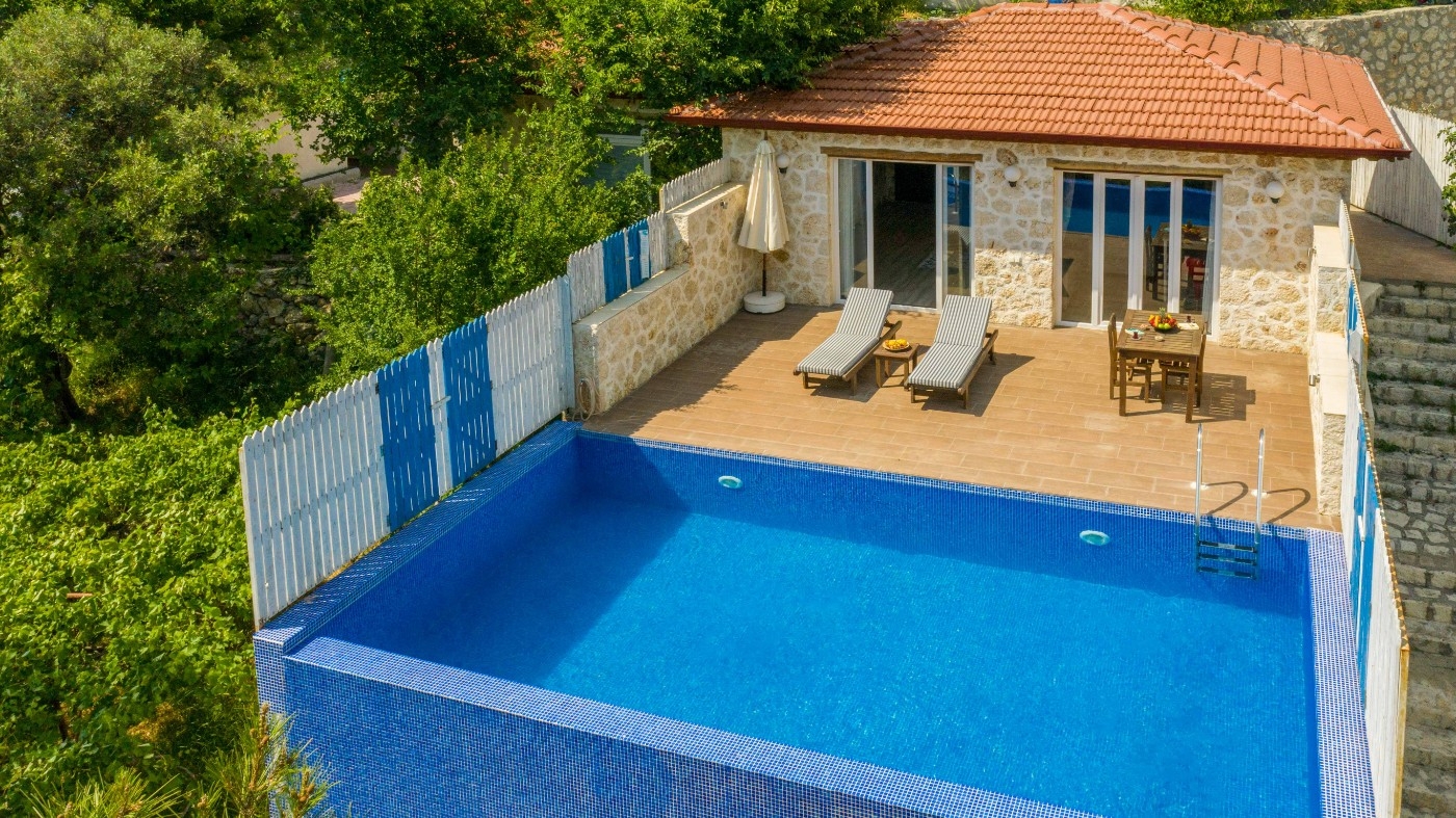 Kaş İslamlar'da Doğanın Kalbinde, Özel Havuzlu, Balayı Villası