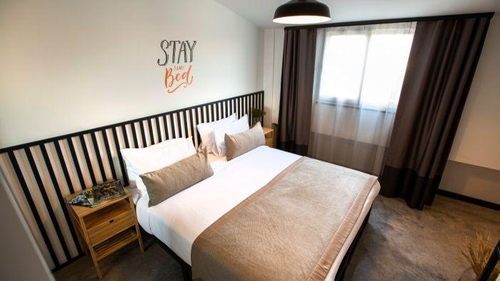 İstanbul Ataşehir'de Merkezi Konumda, 1+1, Lüks Suit-23473