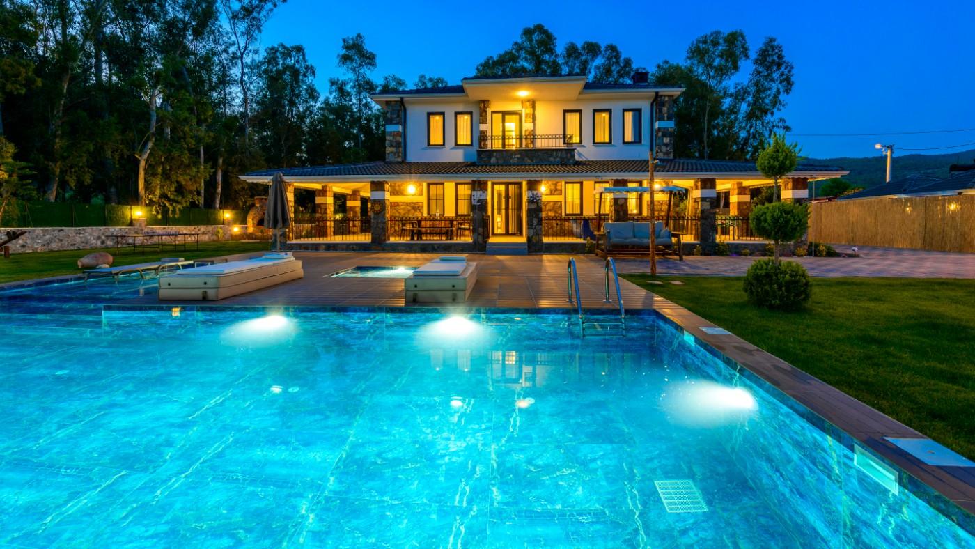 Fethiye Kayaköy'de Lüks Tasarıma Sahip, Özel Havuzlu, Bahçeli Villa-21262