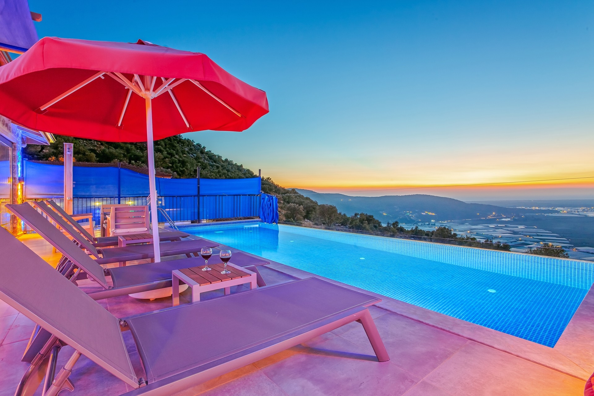 Kaş Yeşilköy'de Enfes Doğa İçerisinde, Özel Havuzlu, Kiralık Villa