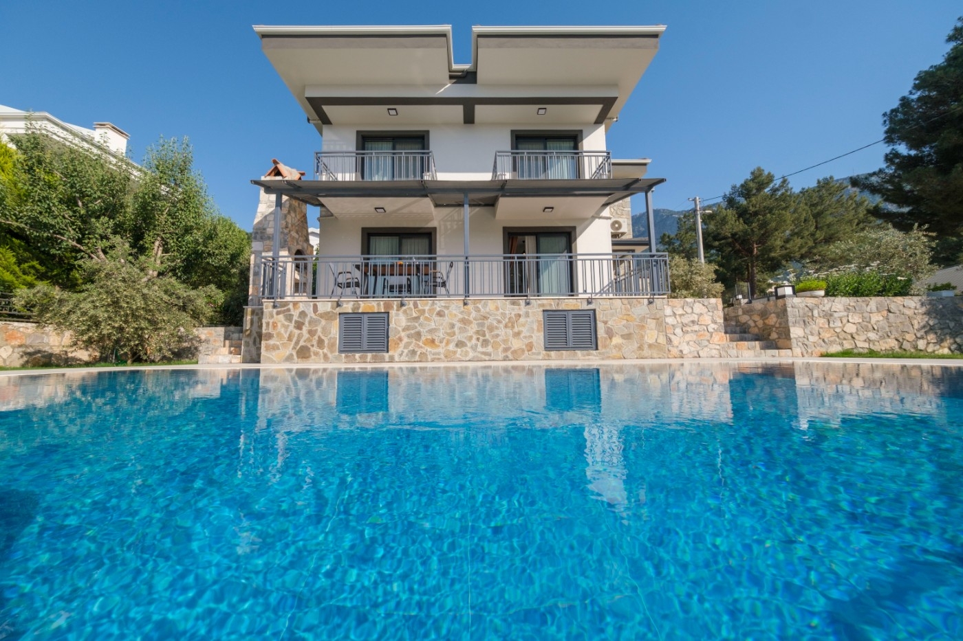 Fethiye Ölüdeniz'de Doğa Manzaralı, Özel Havuzlu, Lüks Villa