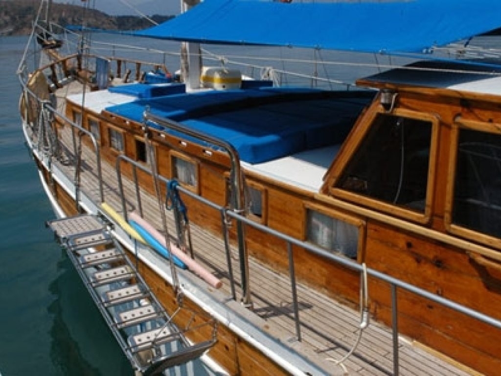 Muğla Fethiye'de Eşsiz Güzellikteki Koylarda, Konforlu Gulet