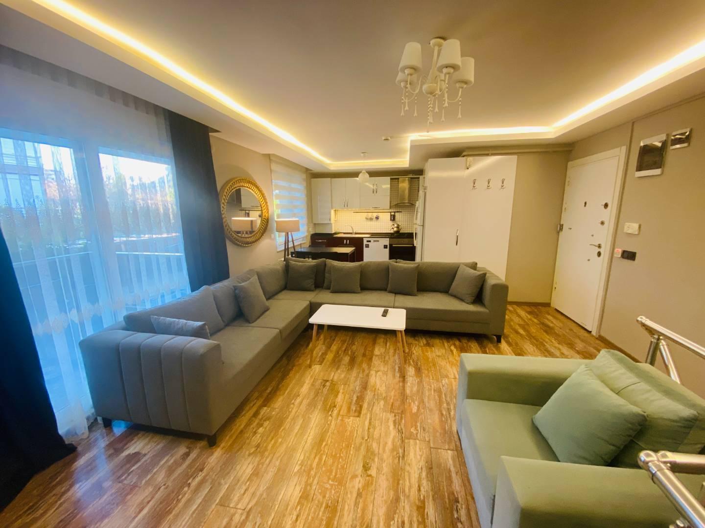 Konyaaltı Gürsu'da Plaja Yakın, Havuz Manzaralı, Kiralık Suit-16466