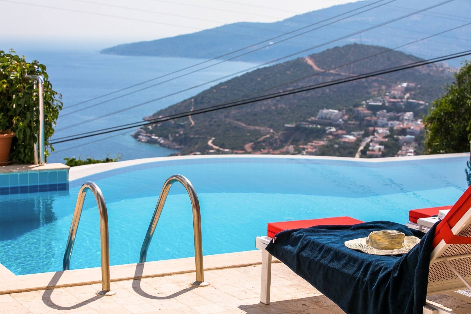 Kaş Kalkan'da Denize Yakın, Özel Havuzlu, 10 Kişilik Villa