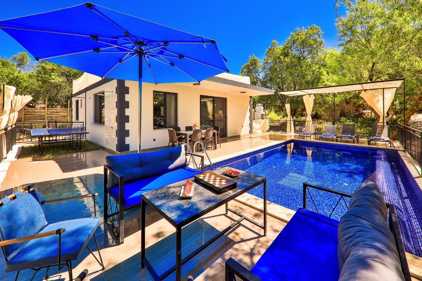 Kaş Ağullu'da Doğa İçerisinde, Özel Havuzlu, Ekonomik Villa-21106