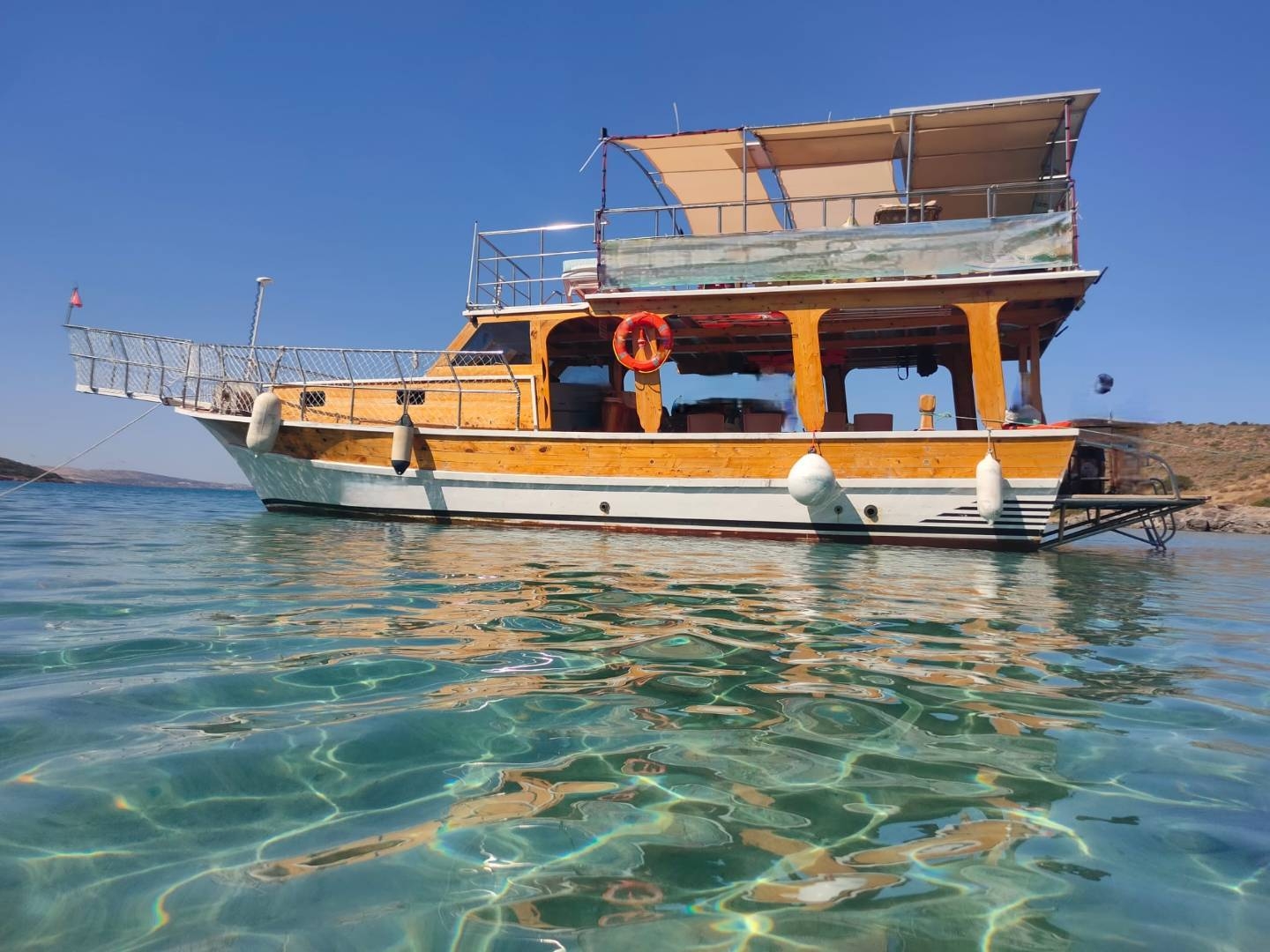 Çeşme Ildır'da Eşsiz Mavilikler İçerisinde, 12 Kişilik, Tur Guleti