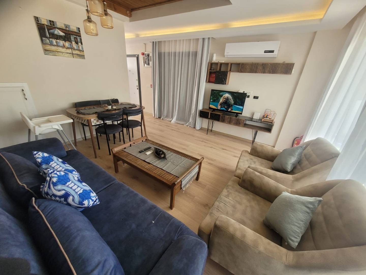 Çeşme Şifne'de Merkezi Konumda, Özel Havuzlu, 6 Kişilik Villa