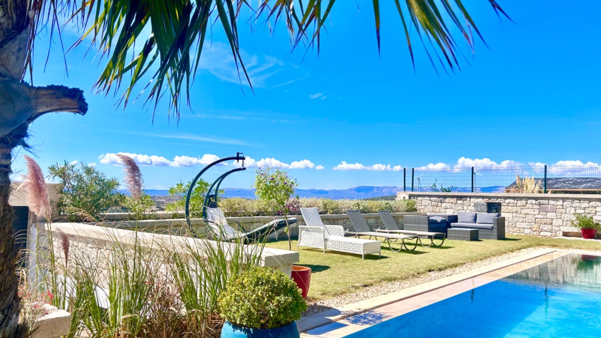 Çeşme'de Kalabalık Aileler İçin Uygun, Özel Havuzlu, Lüks Villa-37615