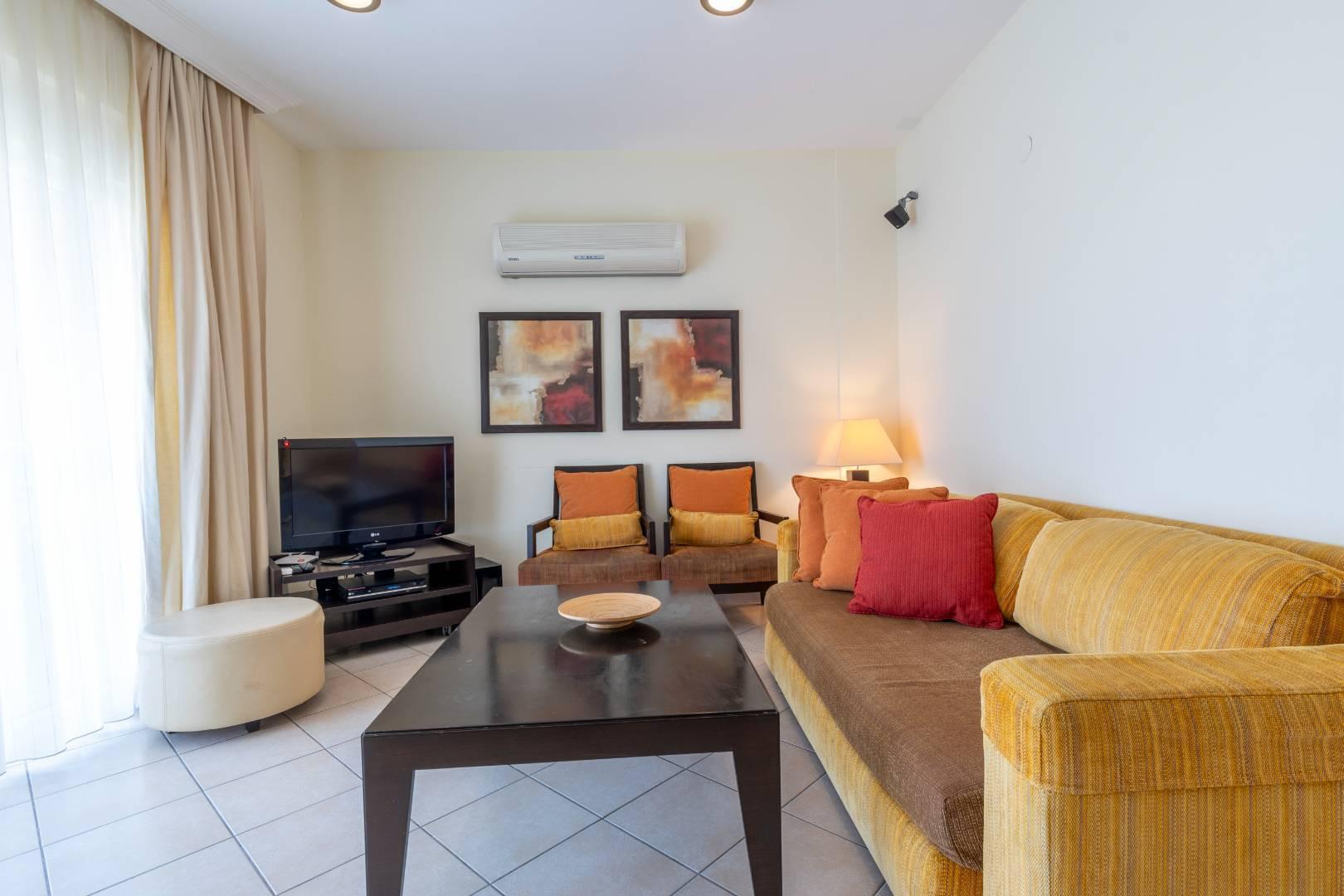 Didim Akbük'te Denize Sıfır, Tesis İçerisinde, Şık Dubleks Ev-14640