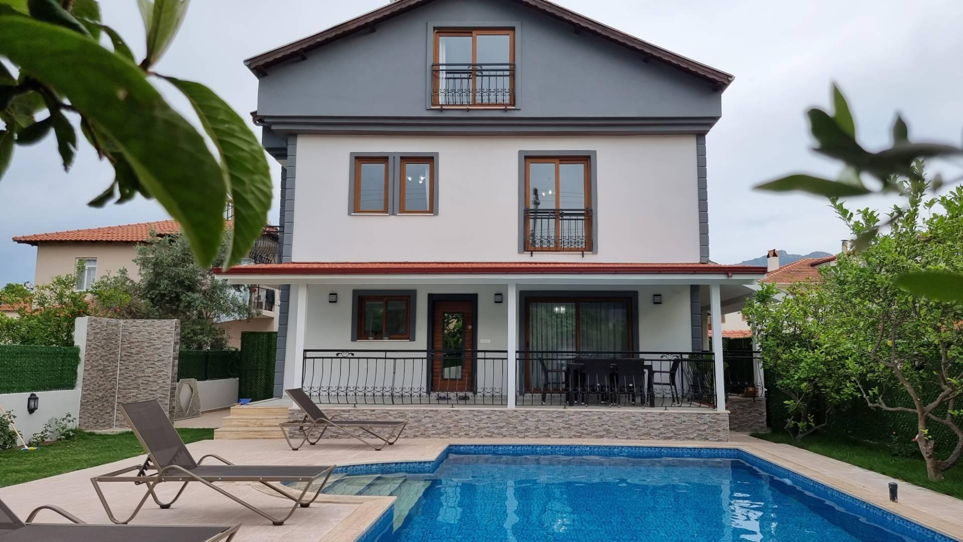 Muğla Ortaca'da Özel Havuzlu, Ailelere Uygun, 4+1 Villa-27662