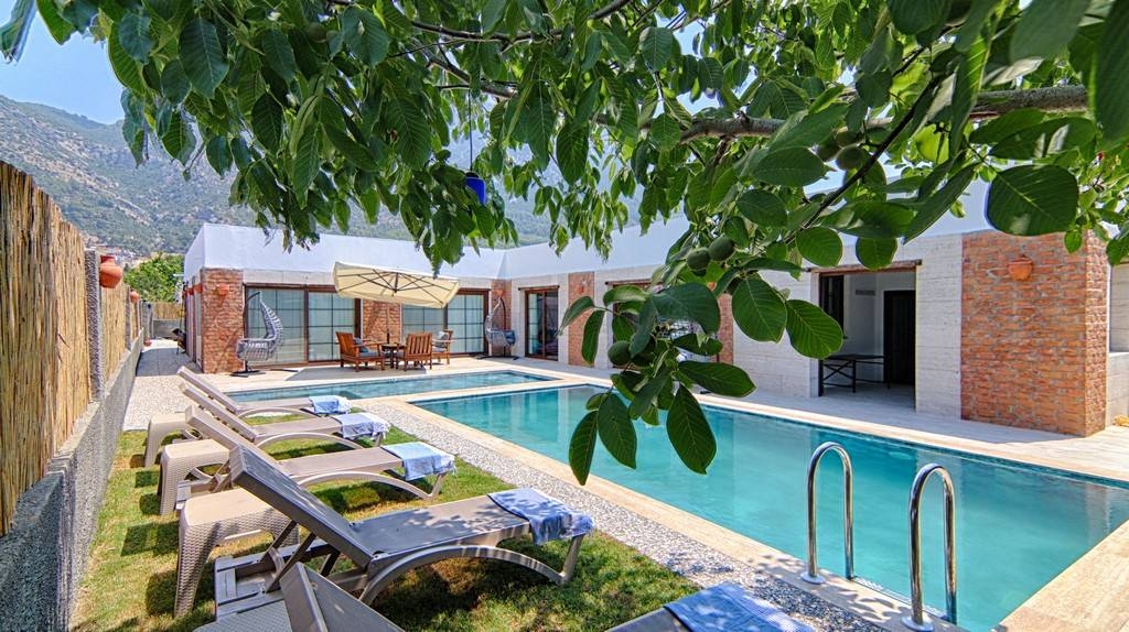 Fethiye Yeşilüzümlü'de Sakin Konumda, Özel Havuzlu, Lüks Villa