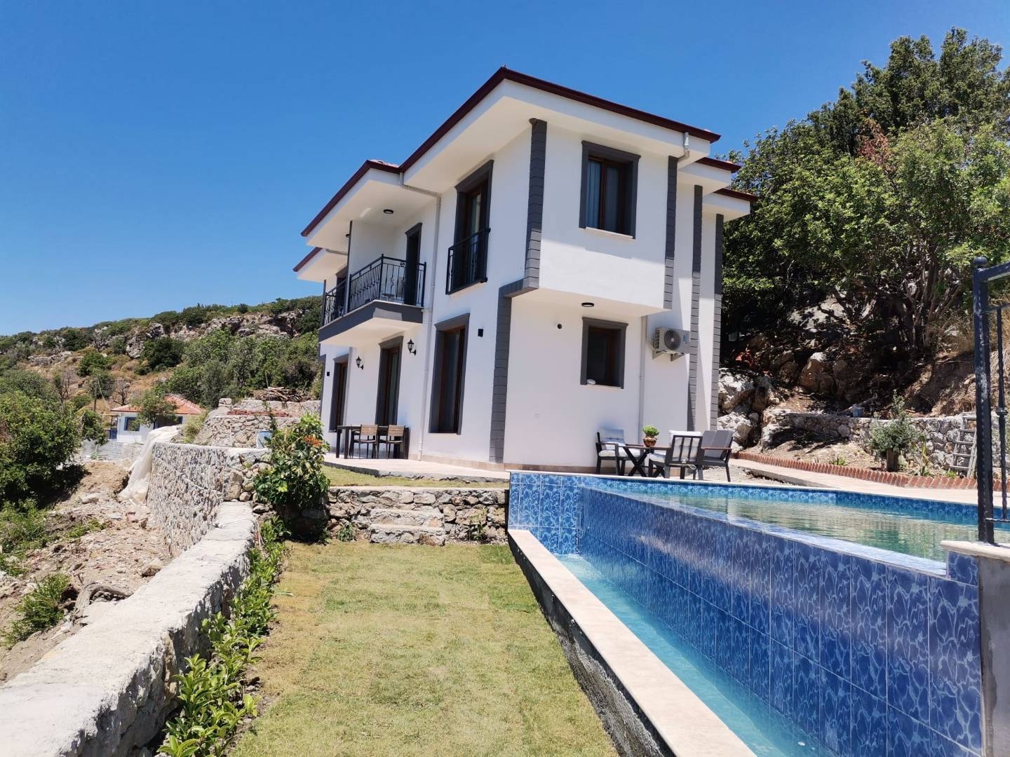 Marmaris Söğüt'te Enfes Manzaralı, Özel Havuzlu, Kiralık Villa