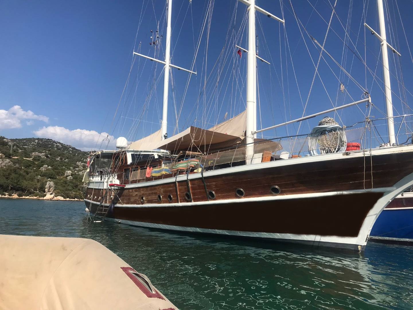 Muğla Fethiye'de 5 Kabinli, 10 Kişilik, Kaptanlı Kiralık Gulet