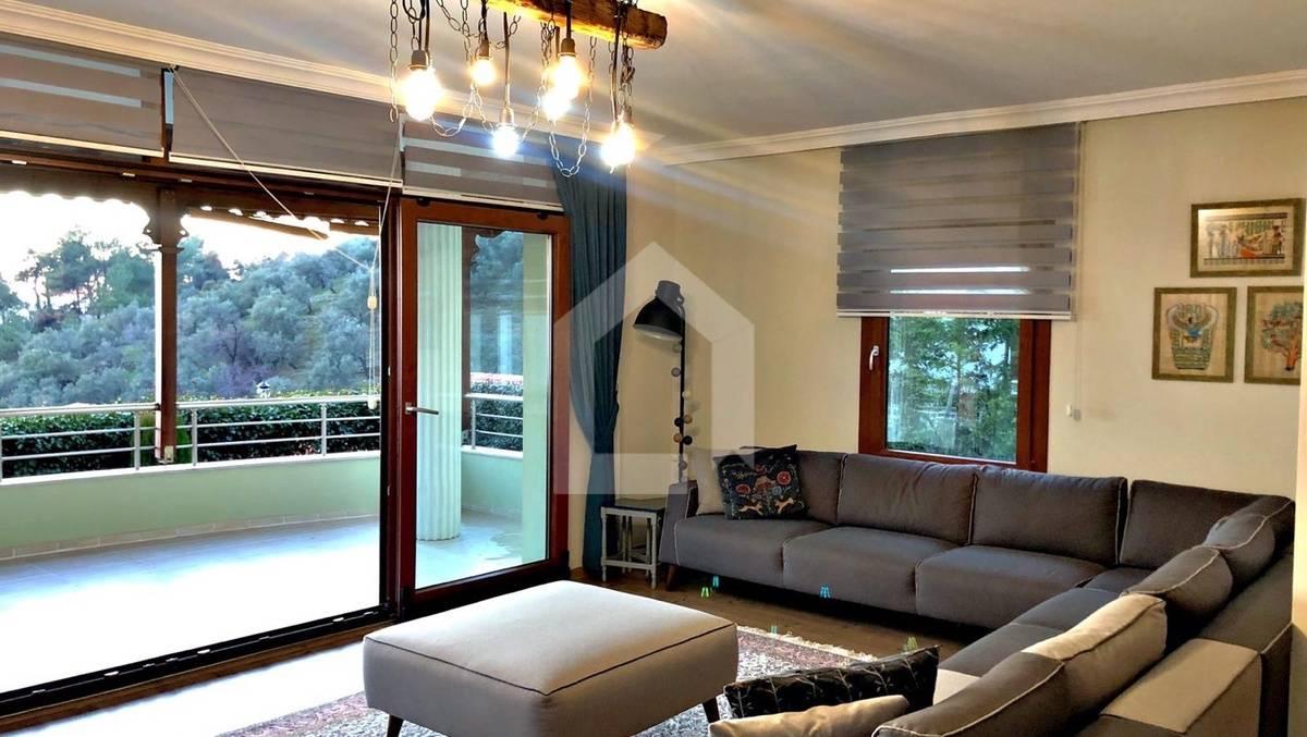 Balıkesir Edremit'te Doğa ve Deniz Manzaralı, 6 Kişilik, Lüks Villa-25432