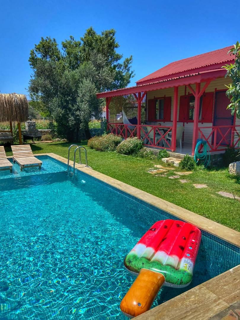 Datça Kızılan'da Huzurlu Doğada, Özel Havuzlu, Ahşap Bungalov-30814