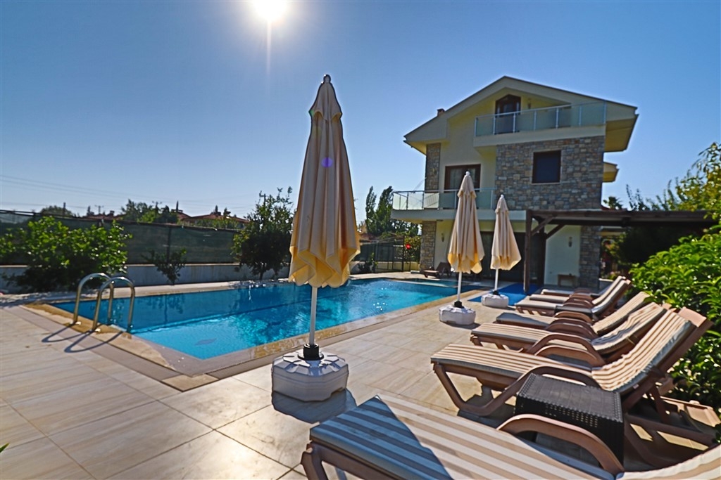 Ortaca Dalyan'da Göz Alıcı Doğada, Özel Havuzlu, 10 Kişilik Villa