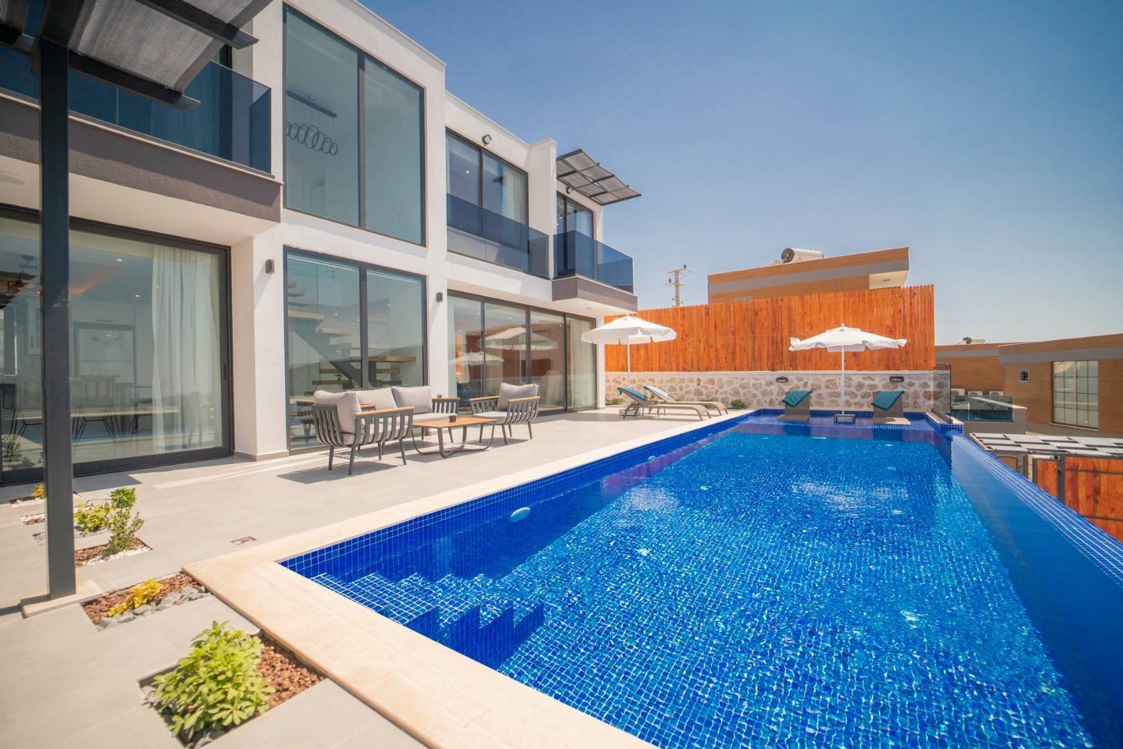 Kaş Kalkan'da Eşsiz Doğa Manzaralı, Özel Havuzlu, Lüks Villa