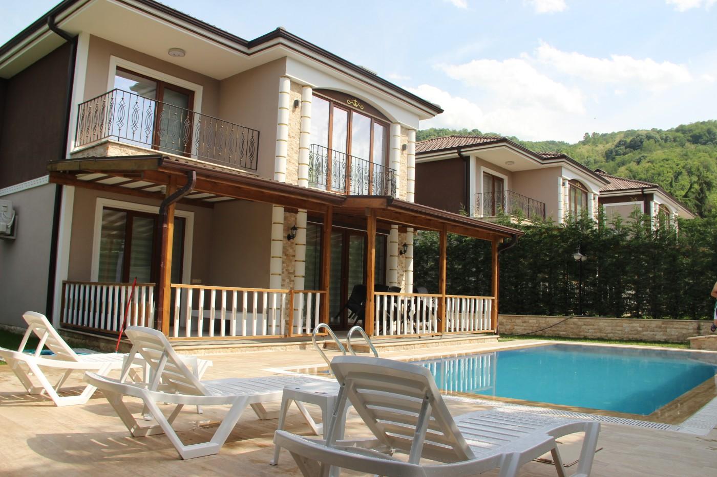 Sapanca'da Yeşillikler İçerisinde, Özel Havuzlu, 10 Kişilik Villa-14963