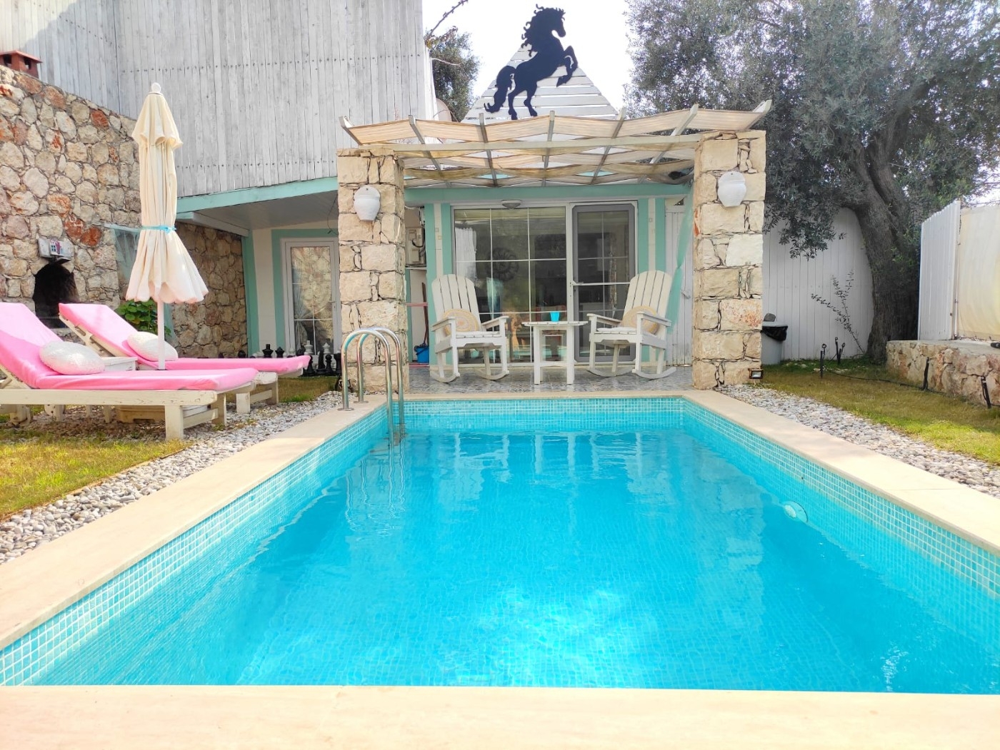 Kaş İslamlar'da Doğa İçerisinde, Isıtmalı Havuzlu, Lüks Balayı Villası