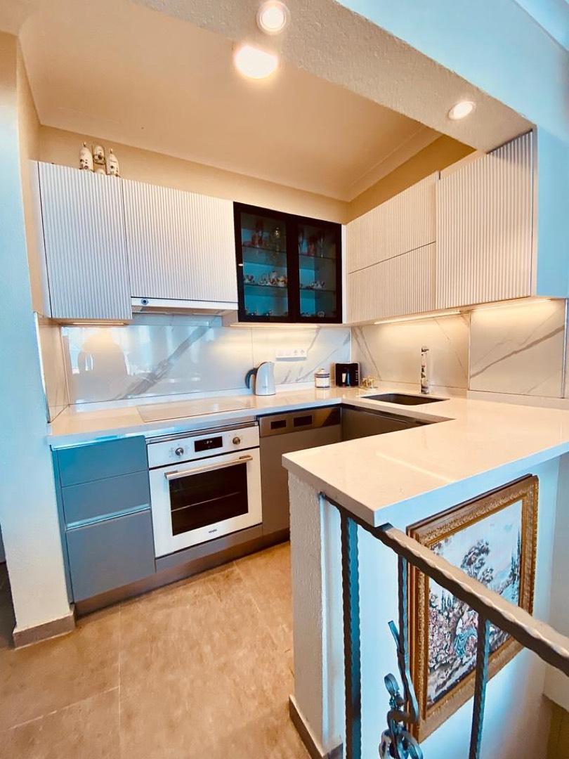 Marmaris'te Merkezi Konumda, Deniz ve Doğa Manzaralı, Tatil Evi-31823