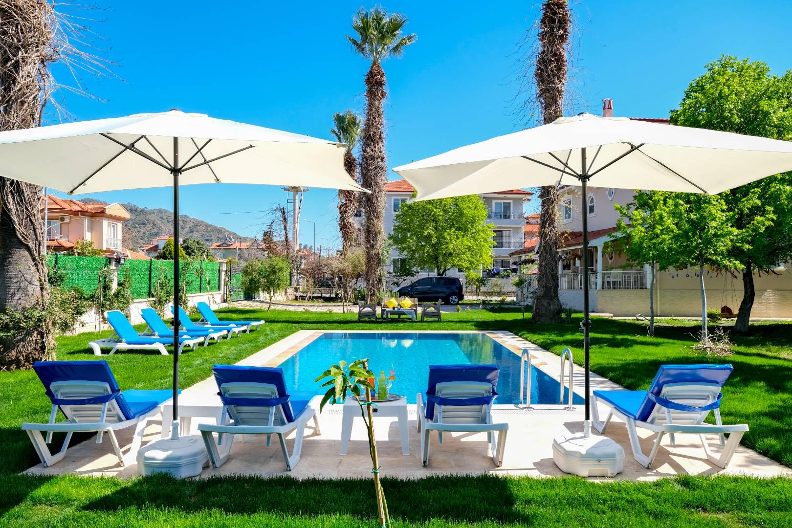 Muğla Ortaca'da Geniş Bahçeli, Özel Havuzlu, Yazlık Villa-31821