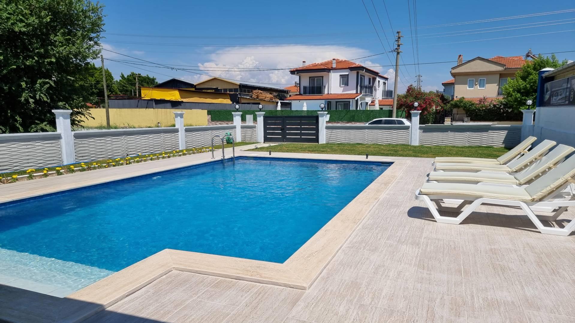 Muğla Ortaca'da Özel Havuzlu, Kalabalık Ailelere Uygun, Şık Villa-27663