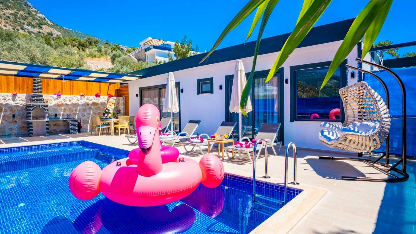 Kalkan Akbel'de Merkezi Konumda, Özel Havuzlu, Şık Villa-23536