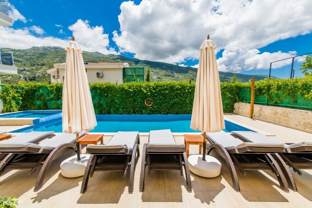 Kaş İslamlar'da Kalabalık Ailelere Uygun, Özel Havuzlu, Şık Villa-24070