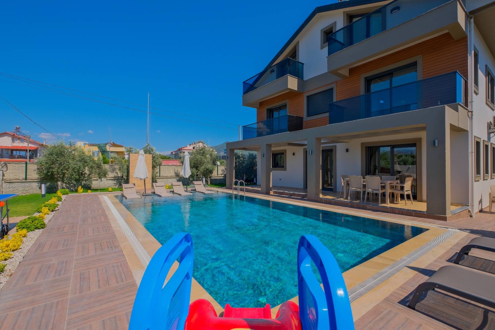 Fethiye Babataşı'nda Merkezi Konumda, Özel Havuzlu, Lüks Villa