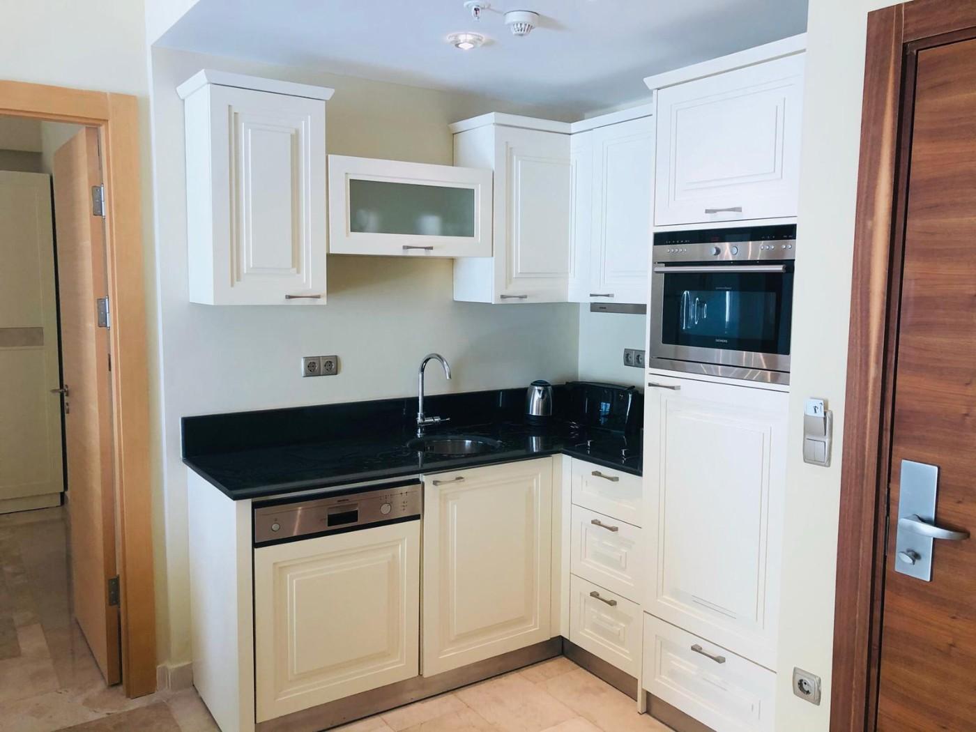 Alanya Kargıcak'ta Tesis İçerisinde, Ortak Havuzlu, Modern Suit-22991