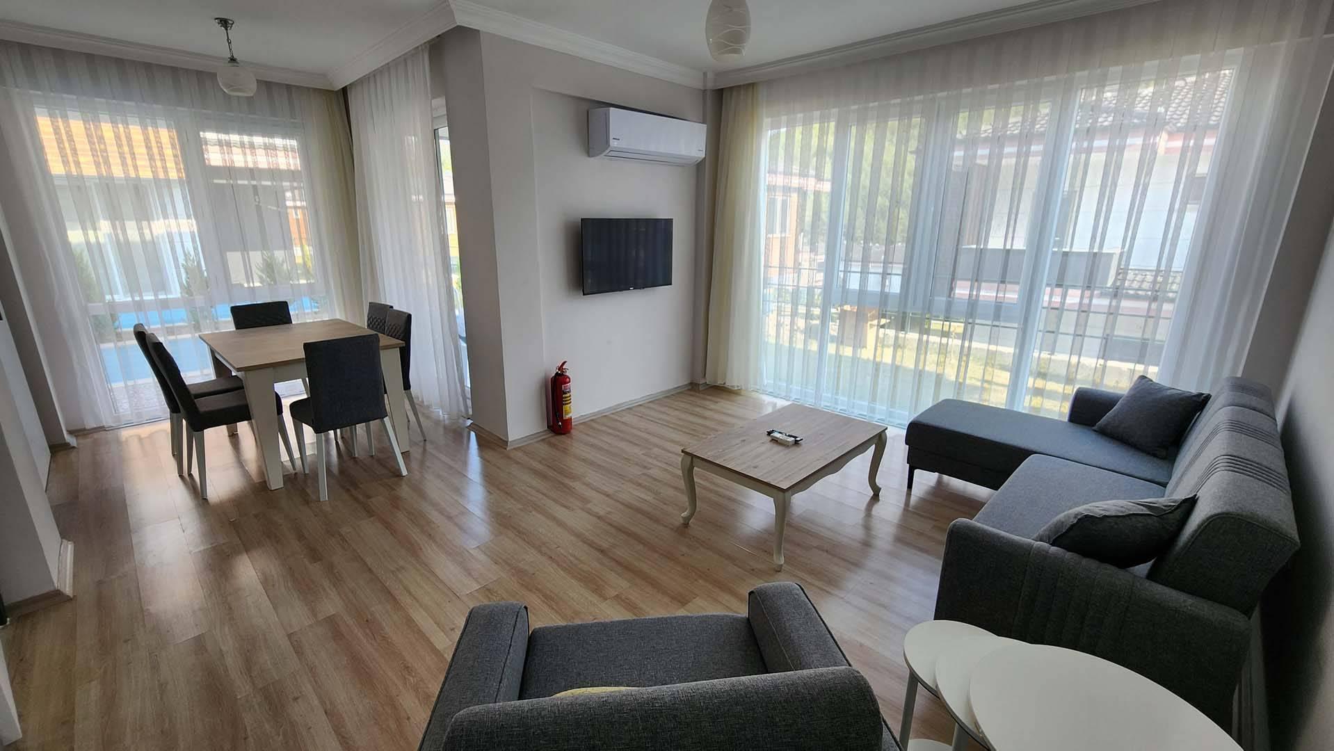 Dalaman Atakent'te Site İçerisinde, Özel Havuzlu, Şık Tasarımlı Villa-39193