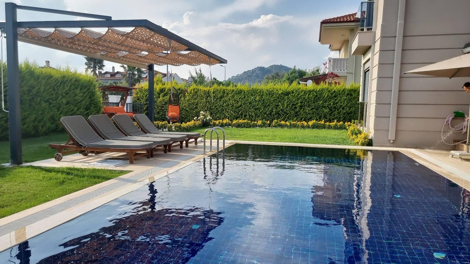 Dalyan'da Merkeze Yürüme Mesafesinde, Özel Havuzlu, 8 Kişilik Villa-24439