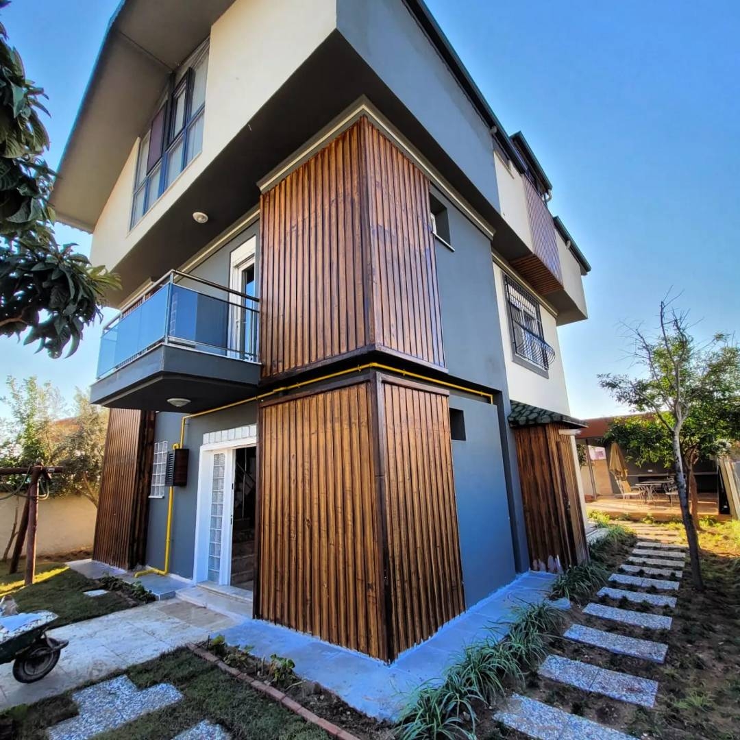 Serik Kadriye'de Özel Havuzlu, Saunalı, 4+1, Lüks Tatil Villası