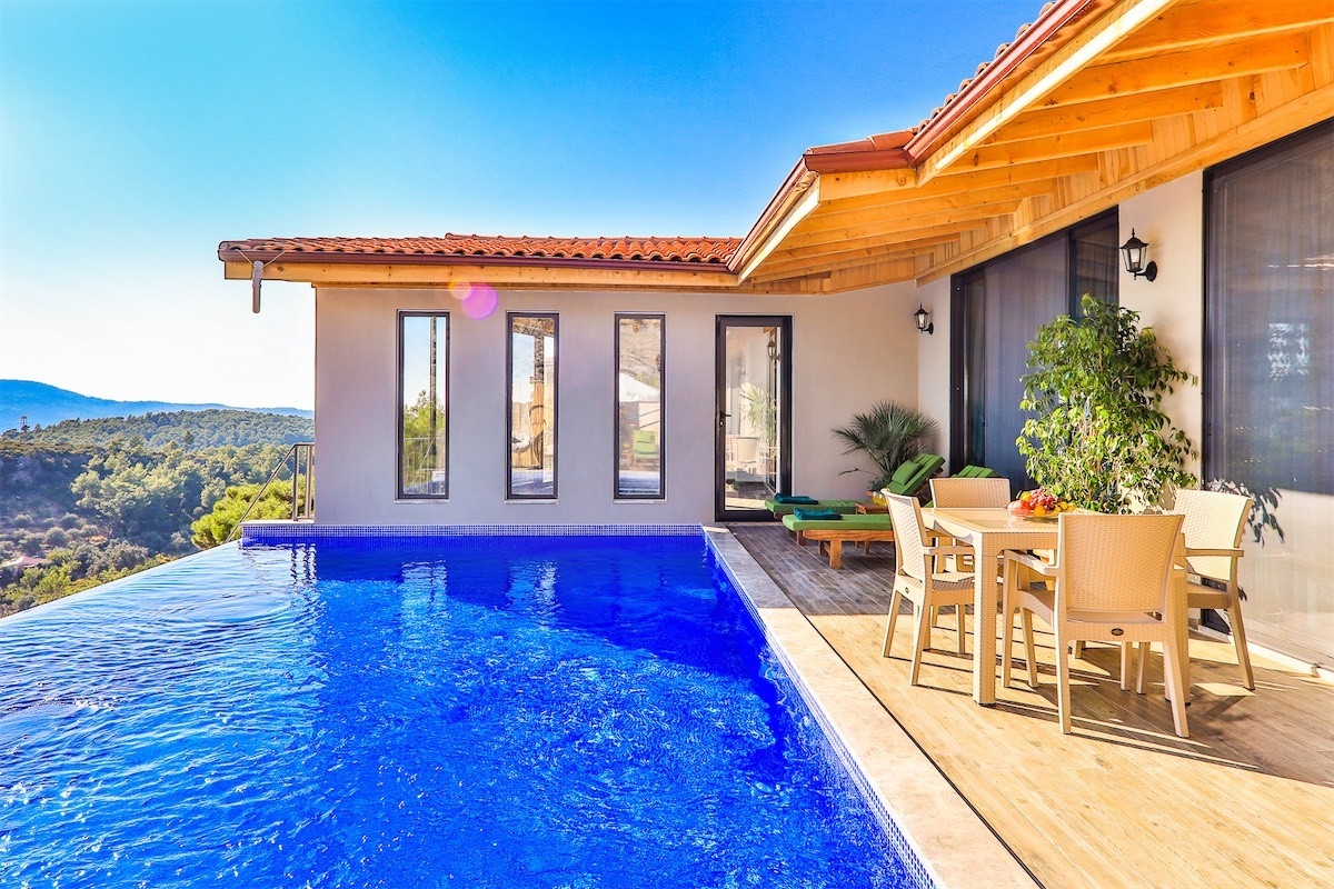 Kaş İslamlar'da Muhteşem Doğada, Kapalı Havuzlu, Modern Villa