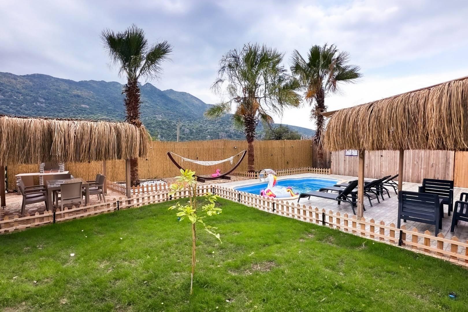 Demre Çevreli'de Sakin Konumda, Özel Havuzlu, 5 Kişilik Villa-41554