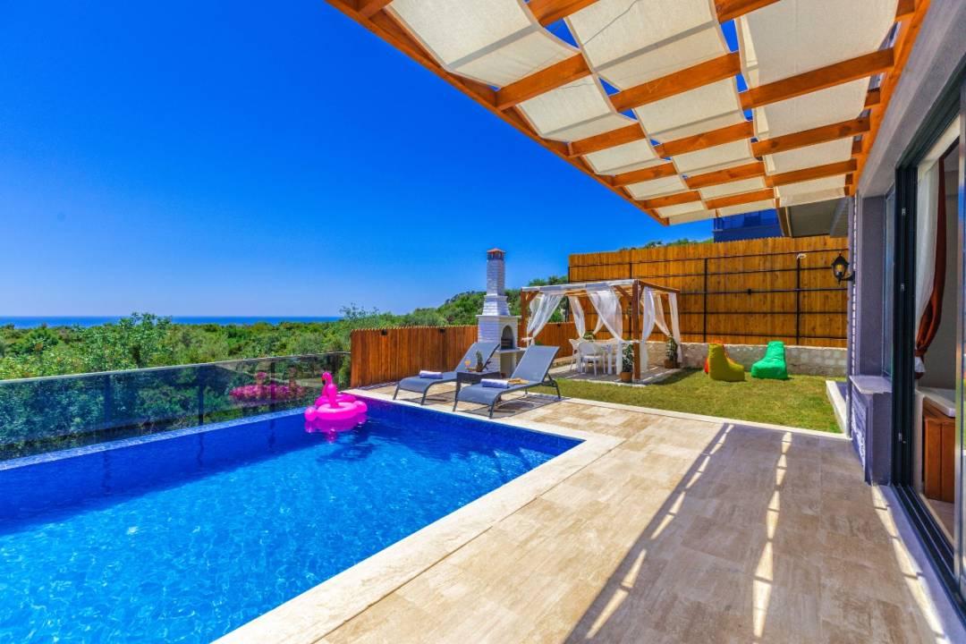Demre Karabucak'ta Çekirdek Ailelere Uygun, Özel Havuzlu, Şık Villa-43626