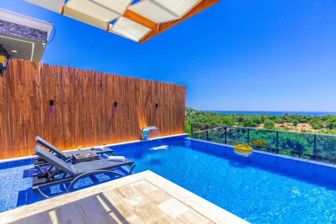 Demre Karabucak'ta Çekirdek Ailelere Uygun, Özel Havuzlu, Şık Villa-43626