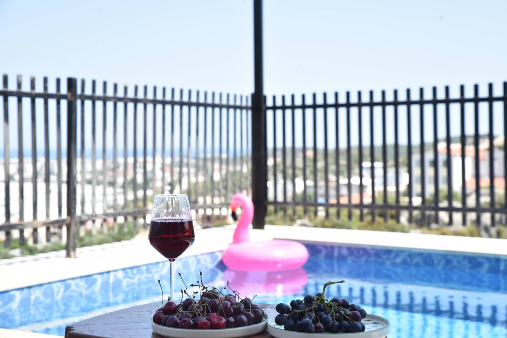 Demre Karabucak'ta Merkeze Yakın Konumda, Özel Havuzlu, Şık Villa