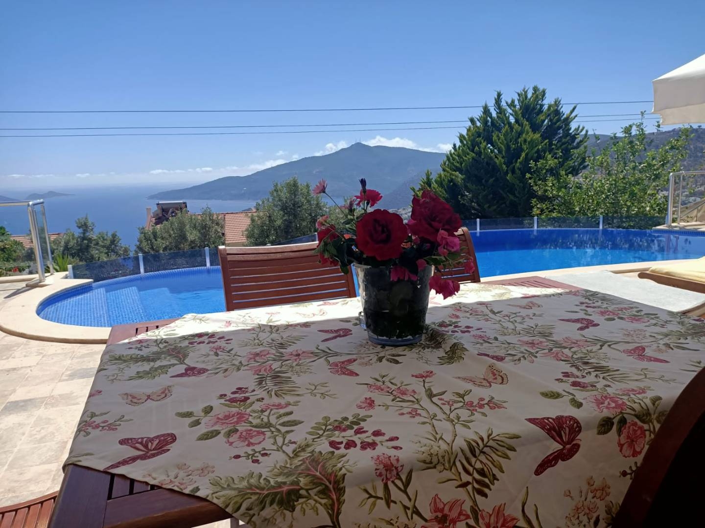 Kaş Kalkan'da Kalabalık Gruplara Uygun, Özel Havuzlu, Şık Villa