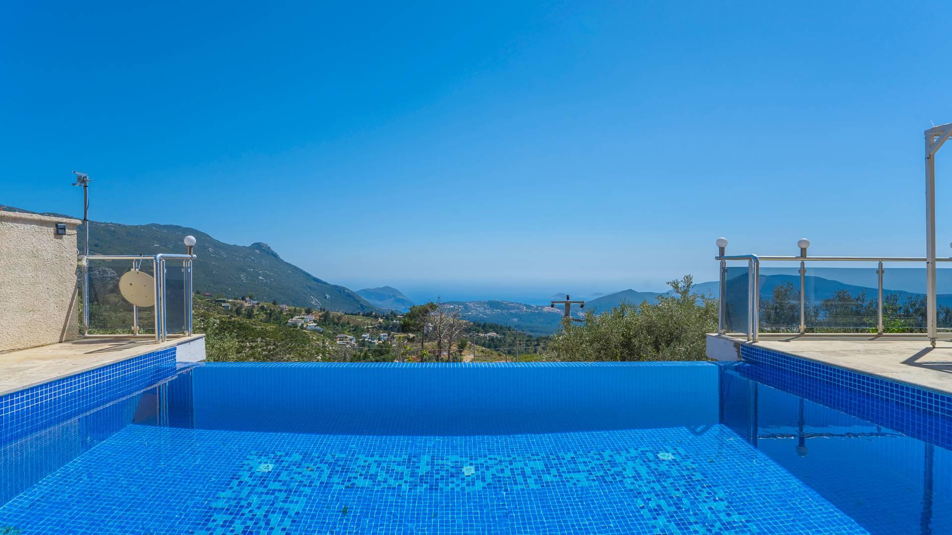 Kaş İslamlar'da Enfes Deniz Manzaralı, Özel Havuzlu, 6 Kişilik Villa-41670