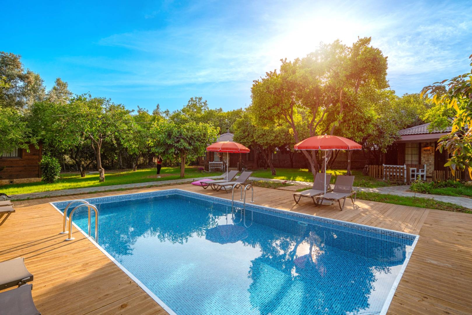 Antalya Alanya'da Denize Yakın Konumda, Ortak Havuzlu, Şık Bungalov