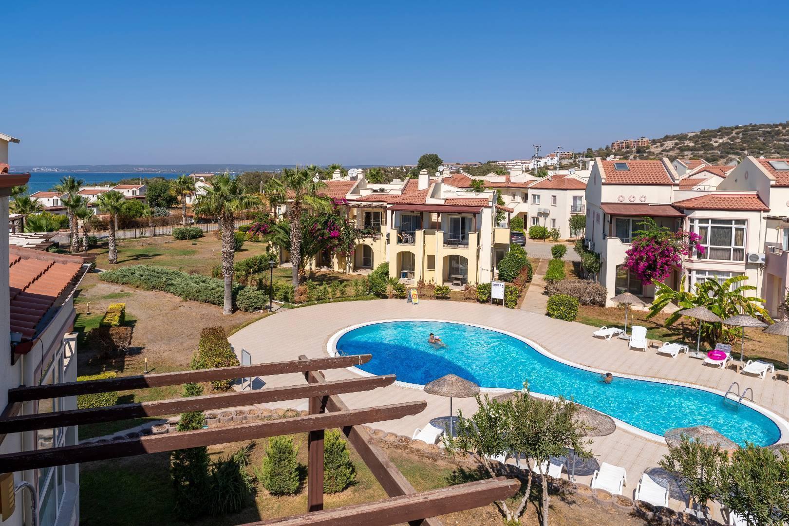 Didim Akbük'te Deniz Manzaralı, Tesis İçerisinde, Şık Dubleks Ev-43071