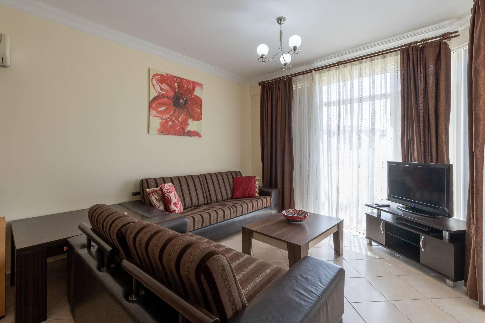 Didim Akbük'te Denize Sıfır, Konforlu, Ortak Havuzlu, Bahçeli Yazlık-42437