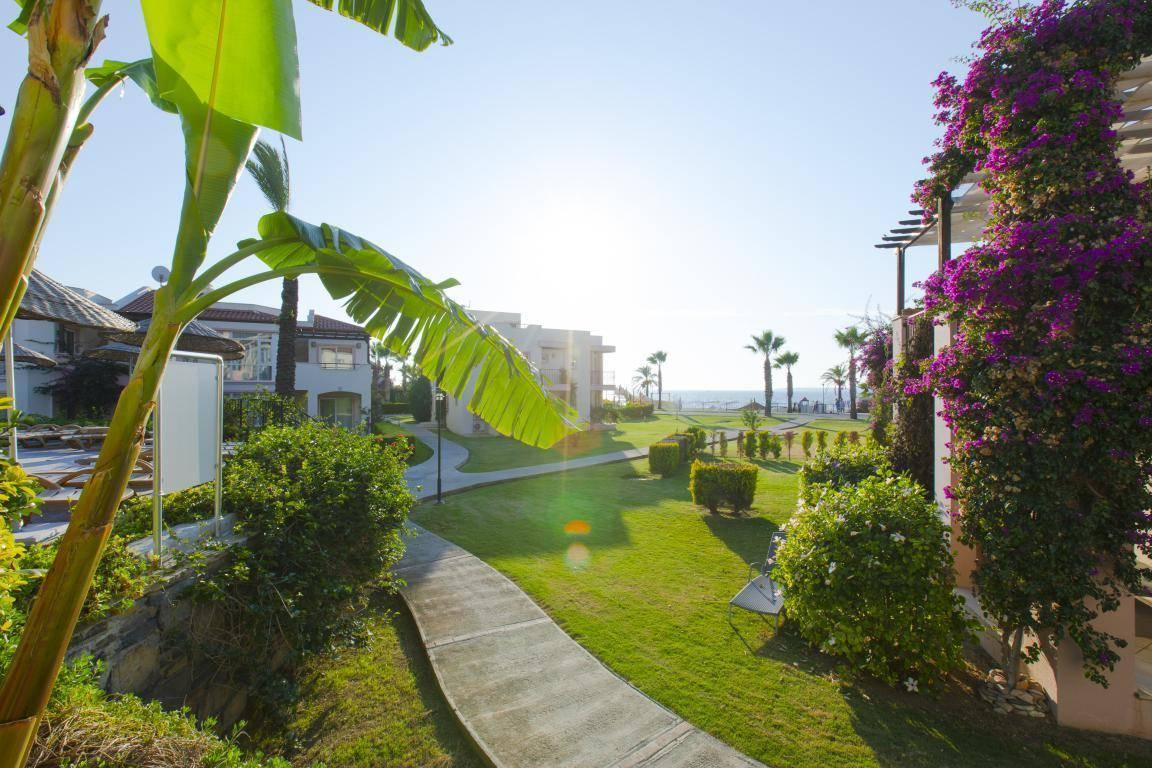 Didim Akbük'te Denize Yakın Konumda, Ortak Havuzlu, Bahçeli Yazlık-42435