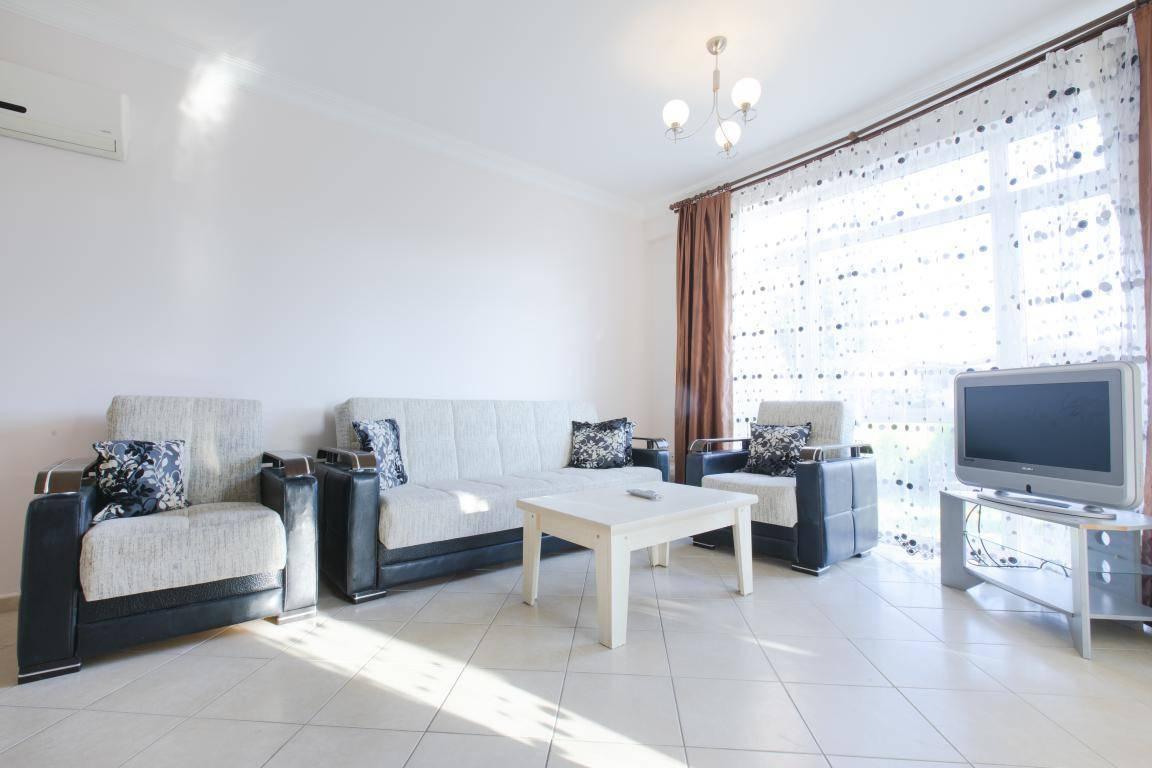 Didim Akbük'te Denize Yakın Konumda, Ortak Havuzlu, Bahçeli Yazlık-42435