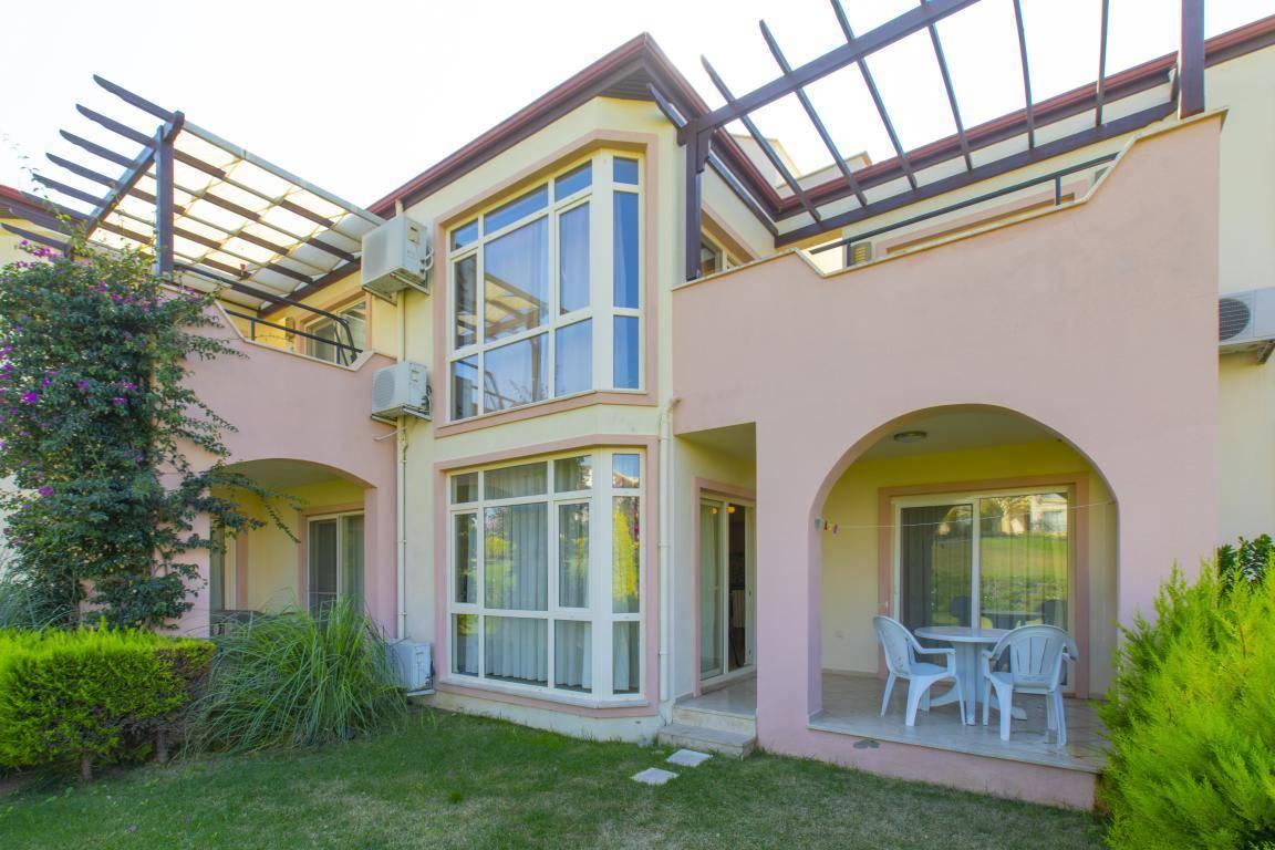 Didim Akbük'te Denize Sıfır Konumda, Ortak Havuzlu, Bahçeli Daire-42834