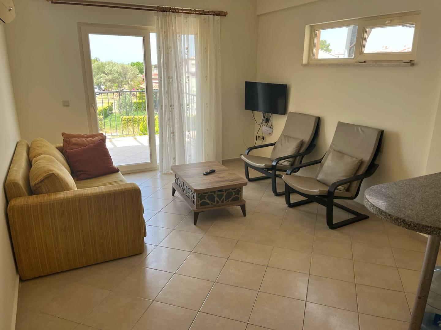 Didim Akbük'te Denize Sıfır, Ortak Havuzlu, Modern Tasarımlı Villa-38882