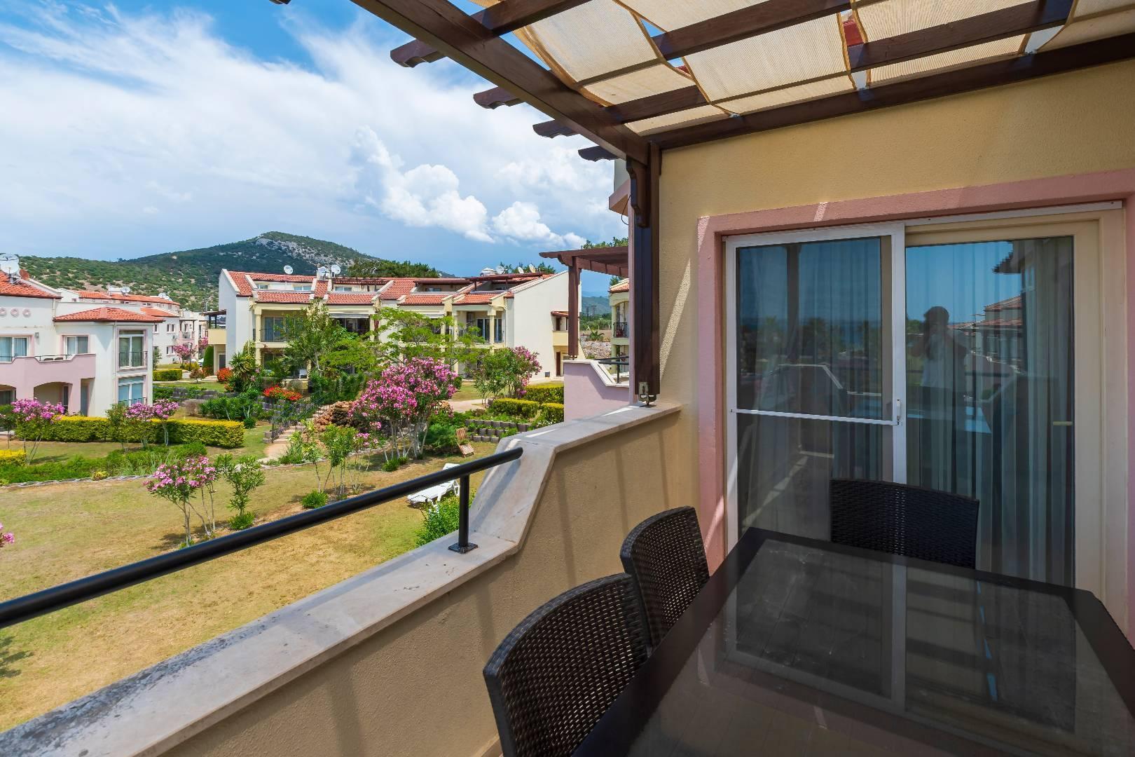 Didim Akbük'te Denize Sıfır, Tesis İçerisinde, Dubleks Daire-21776